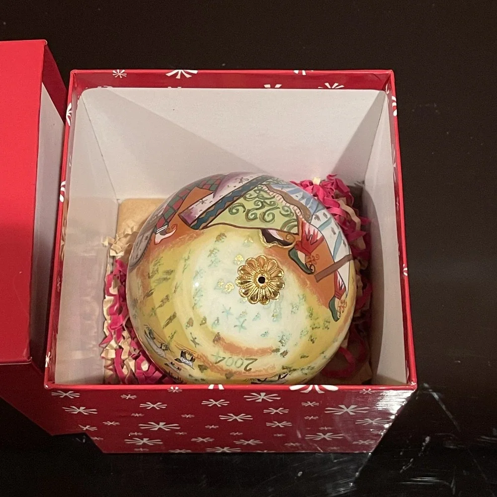 Vintage 2004 Pier 1 Li Bien Hand Painted Glass Christmas Ornament Bethlehem Deco